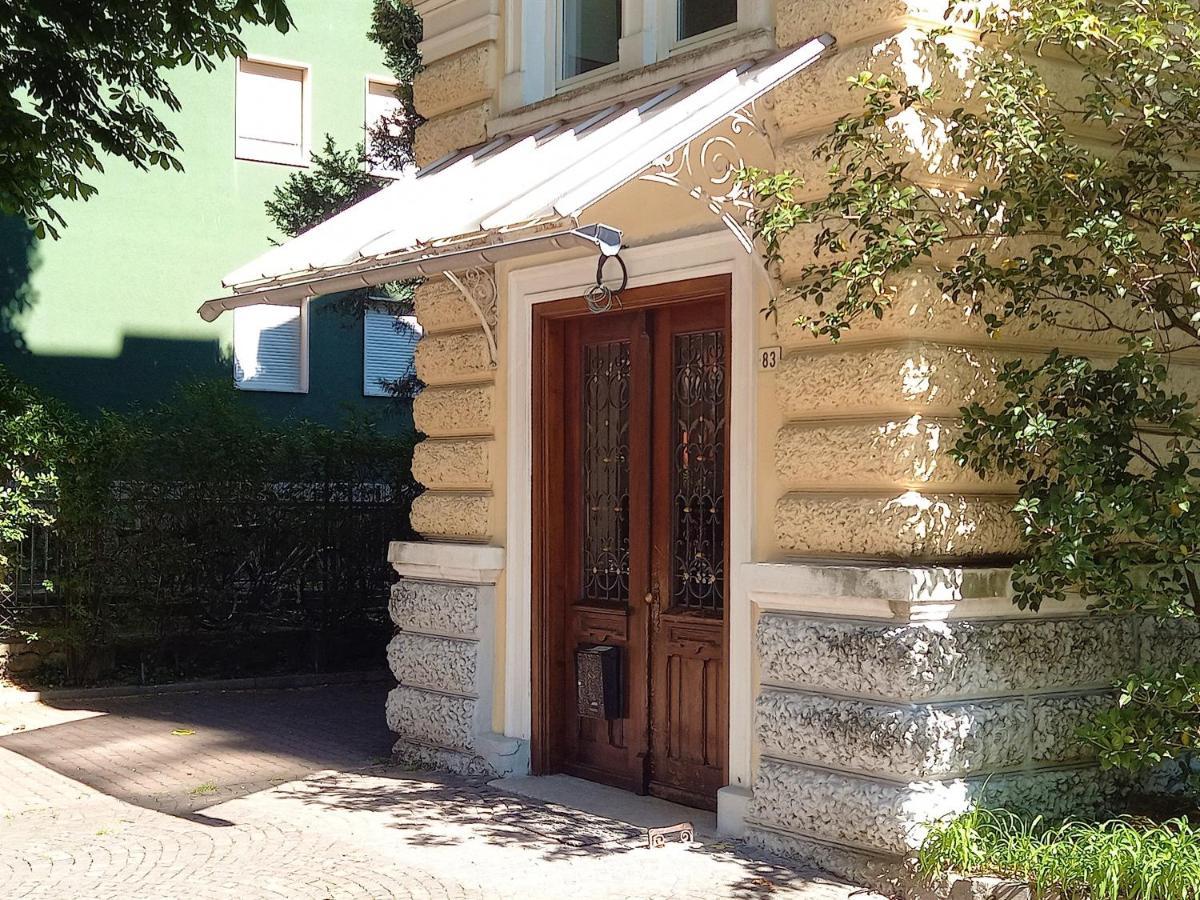 5-Zimmer-Appartement In Historischer Privatvilla, Meran Zentrum, Kostenloser Parkplatz Esterno foto